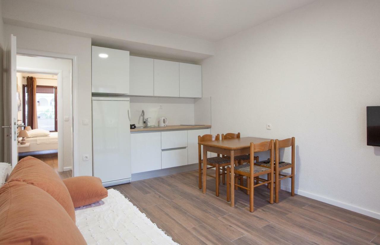 Apartmani Tina Подгора Экстерьер фото