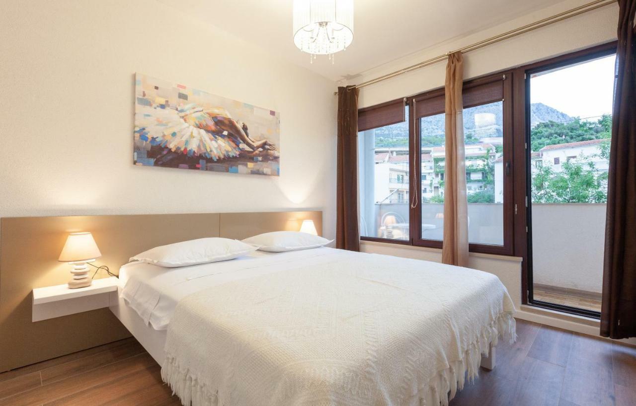 Apartmani Tina Подгора Экстерьер фото